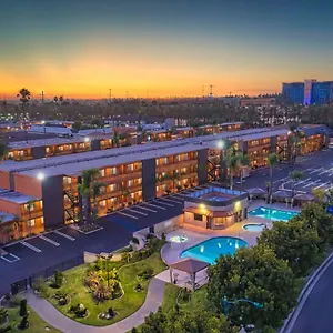 Western Stovall's 3* Anaheim