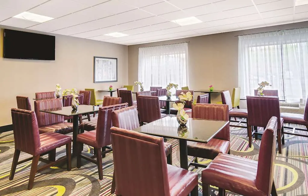 La Quinta By Wyndham Clifton/Rutherford 3*, Clifton