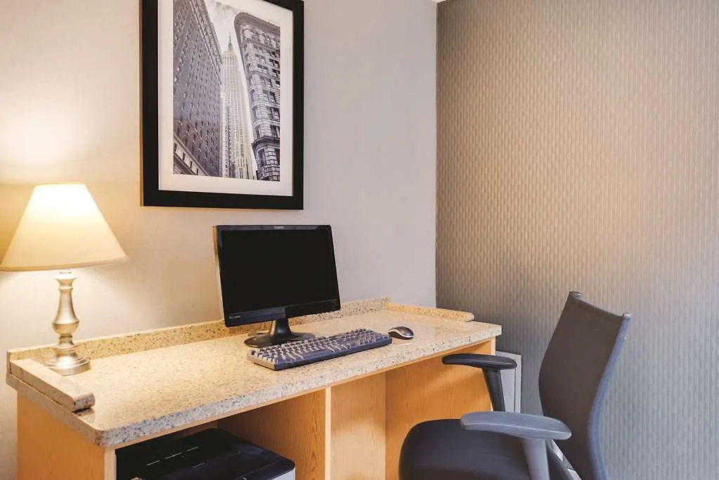 *** Hotel La Quinta By Wyndham Clifton/Rutherford United States