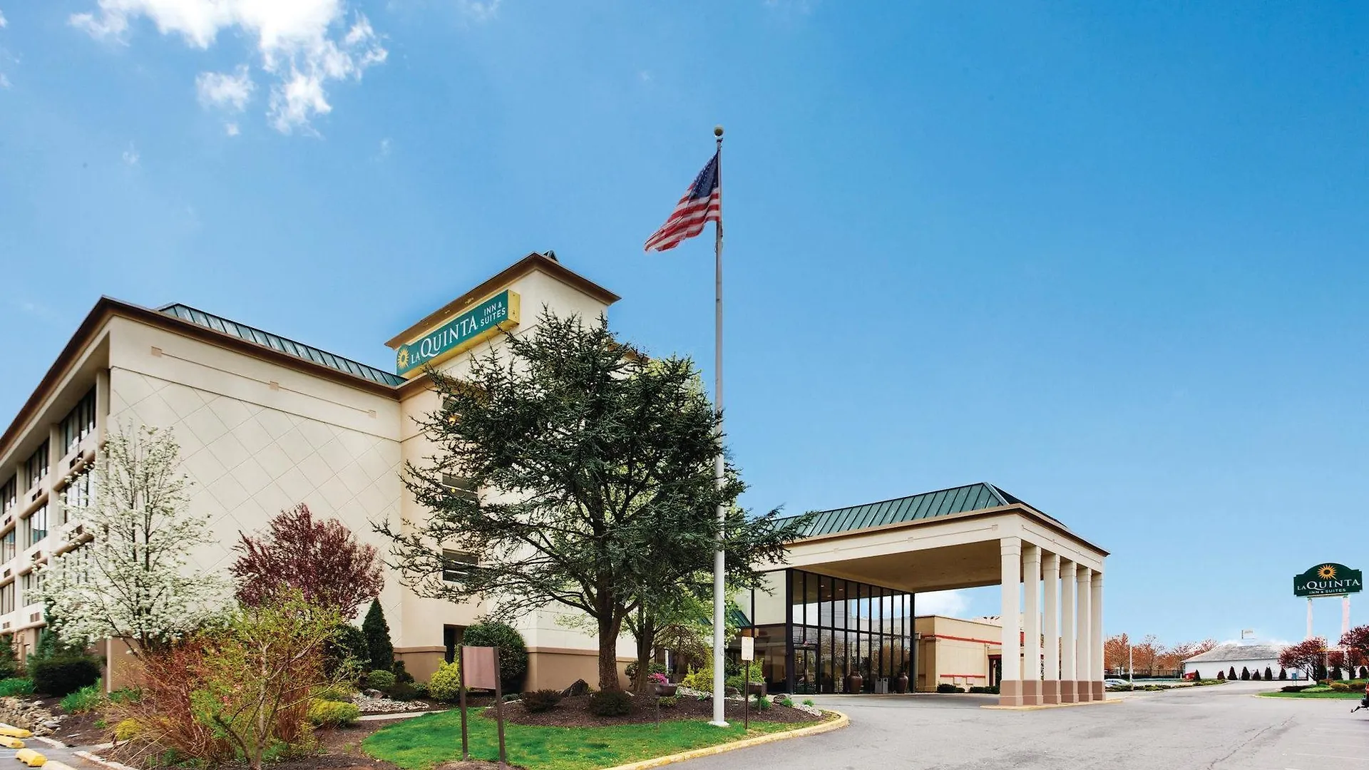 La Quinta By Wyndham Clifton/Rutherford
