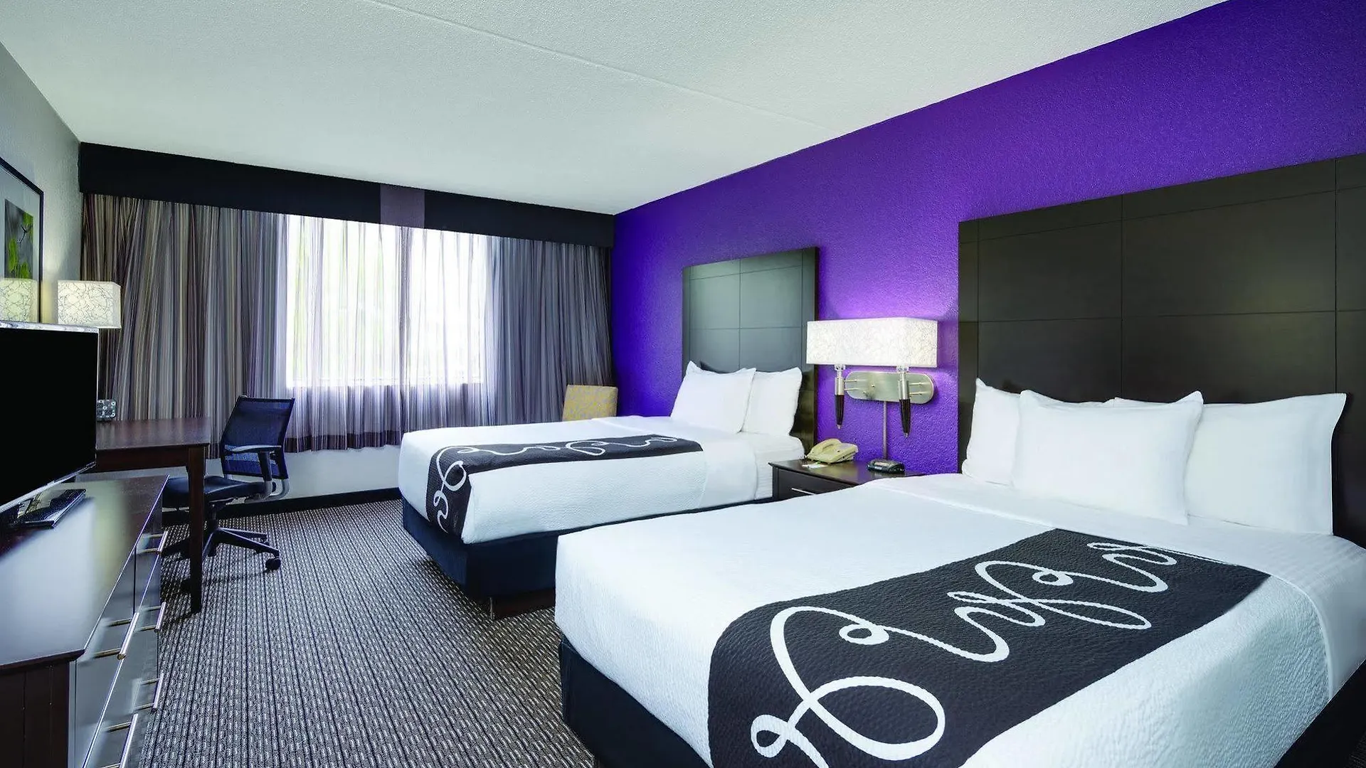 La Quinta By Wyndham Clifton/Rutherford Hotel